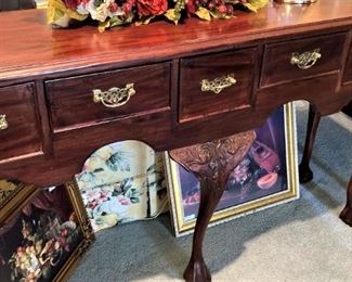 Classic sofa table
