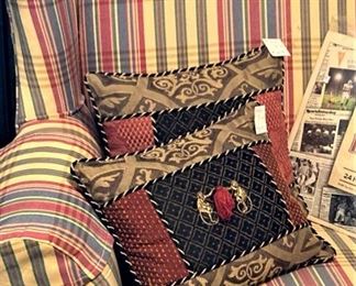 Decorative pillows