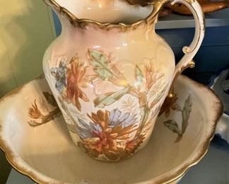 Vintage bowl & pitcher