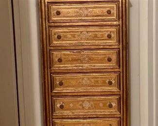 8 drawer Lingerie Chest gold overlay