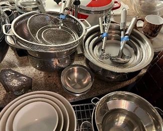 Mixing bowls, Stainless Steel, Cookware and bakeware galore! 