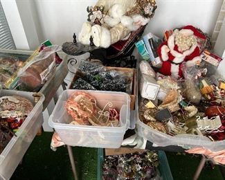 Christmas room is loaded!