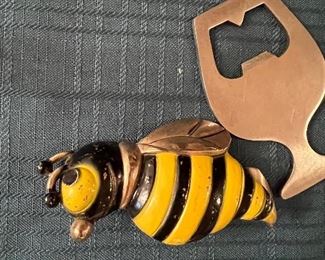 Bumble bee bottle opener