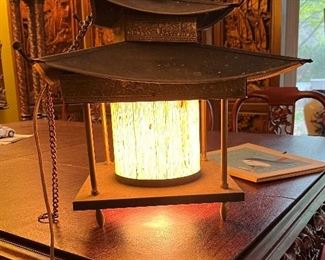 Mid Century  Vintage 1960's Japanese Asian Pagoda Hanging Lamp Swag