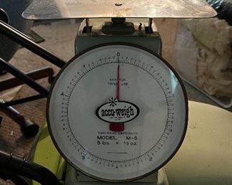 Accu-weigh Model M-5 Scale