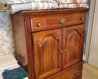 Chest of Drawers - GeorgeTown Landing by Sumter Furniture This is part of a Queen Bedroom Set with Headboard, Dresser with Mirror and 2 nightstands. 