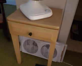 Matching Night Stand for Dresser / Mirror and Chest of Drawers