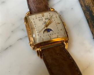 Gübelin vintage 18K Triple Date Moonphase mens watch.New leather band made in France. Selling for client who has had watch serviced and authenticated. 