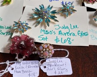 Judy Lee aurora glass set - sold