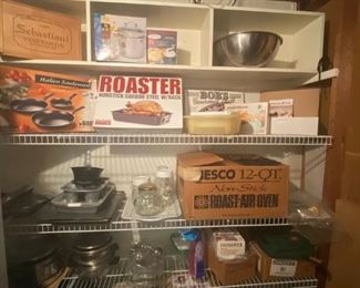 More kitchen supplies - a lot is new in the box!