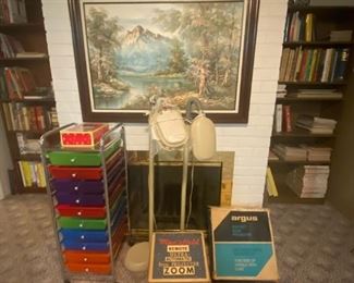 Crafting lights, vintage projector, vintage slide projector