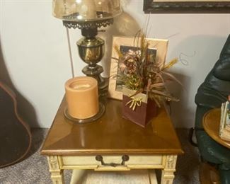 Vintage Drexel heritage side tables