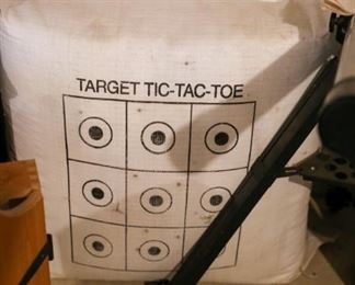 Bow & Arrow Target 
