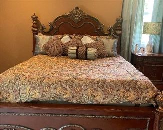 Pulaski King bed, matching dresser, night stand 