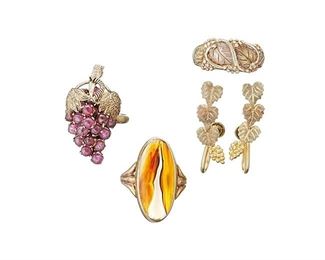 Black Hills Gold Ruby Agate Rings Lot
