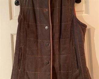 Women's clothing sizes M-L