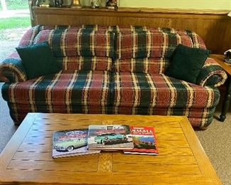 Plaid sofa coffee table