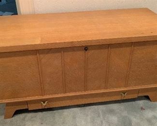 Lane cedar chest