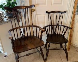  Windsor Braced Comb Back Arm Chairs 