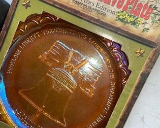 Commemorative plates 