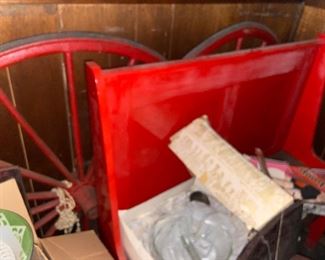 Cool old wagon wheels… hmmm they look like belong in.. TN? :)