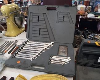 CRAFTSMAN WRENCH SET