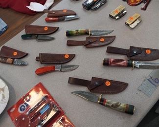 DAMASCUS KNIVES