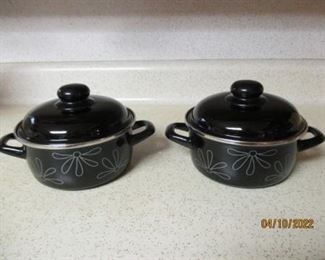 Enamel cookware