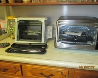Rotisserie / convection oven