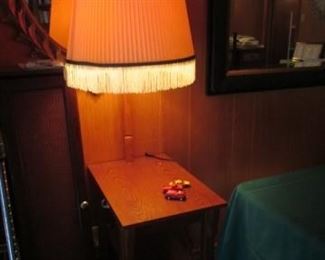 Lamp table