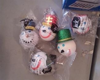 'Jack in the Box' Antenna heads 