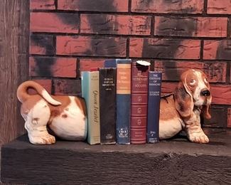 Basset Hound bookends