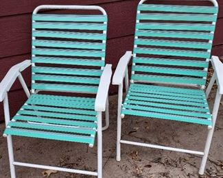 Pair strap folding chairs