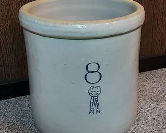 Vintage Buckeye Pottery Co. 8 gallon crock