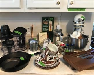 Lots of kitchenware