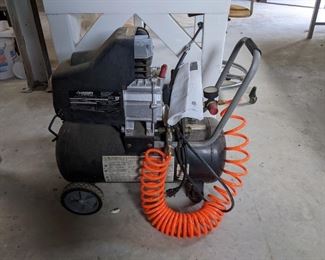 Husky 8 Gallon Portable Air Compressor