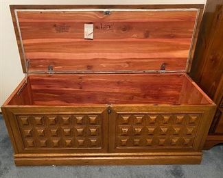 Lane Cedar Chest
