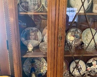 Collectors plates; Glassware; Crystal