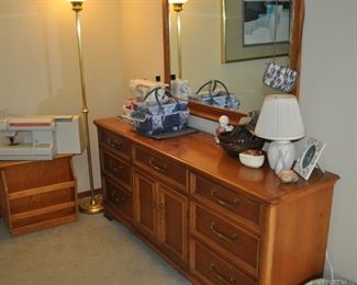 Bernhardt dresser w/mirror (69.5”x18” deep), Bernhardt pair nightstands (26”x17”), Pfaff Type #6120 sewing machine (needs adjusting), Singer #2662 sewing machine.

