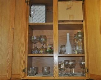 14-piece Christmas glass hostess set vintage, baking pans, Black & Decker hand mixer, Chef’s Choice diamond hone sharpener #110, Corning ware, crock pots, Cuisinart coffee grinder, Farberware pots pans, Farberware Blanc sur Blanc set of white dishes, glass vintage snack sets, Hazel Atlas, Jack LaLanne power juicer, KitchenAid food prep, Oster blender, pasta maker, Pyrex, TFal OptiGrill, The Bread Machine.