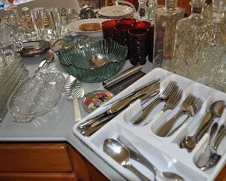 14-piece Christmas glass hostess set vintage, baking pans, Black & Decker hand mixer, Chef’s Choice diamond hone sharpener #110, Corning ware, crock pots, Cuisinart coffee grinder, Farberware pots pans, Farberware Blanc sur Blanc set of white dishes, glass vintage snack sets, Hazel Atlas, Jack LaLanne power juicer, KitchenAid food prep, Oster blender, pasta maker, Pyrex, TFal OptiGrill, The Bread Machine.