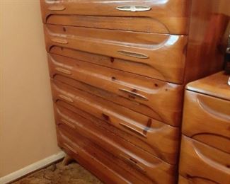 Mid century chest of drawers