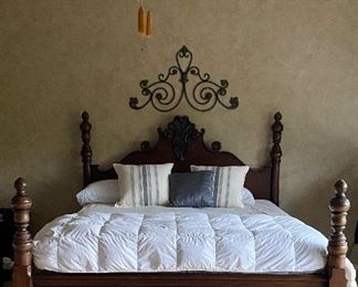 Fabulous Bernhardt King Poster Bed