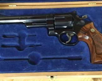 Smith& Wesson- Model 29-2- .44 mag-#N371316
