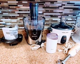 Small Appliances , Mr. Juiceman, Rice Cooker, Mixer, Coffee Grinder, etc. 