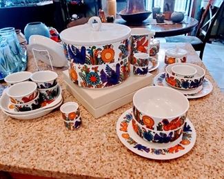 Villeroy and Boch Dish Set "Acapulco"