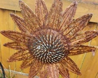 Metal Garden Flower Art 