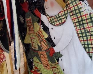 Christmas handmade quilt / machine quilted 