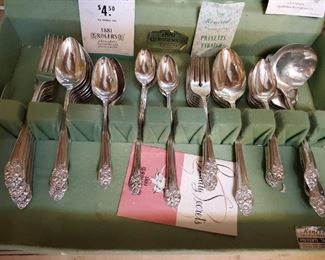 Rogers Silver Plated Silverware Set 