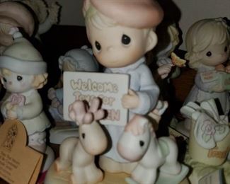 Precious Moments Figurines 